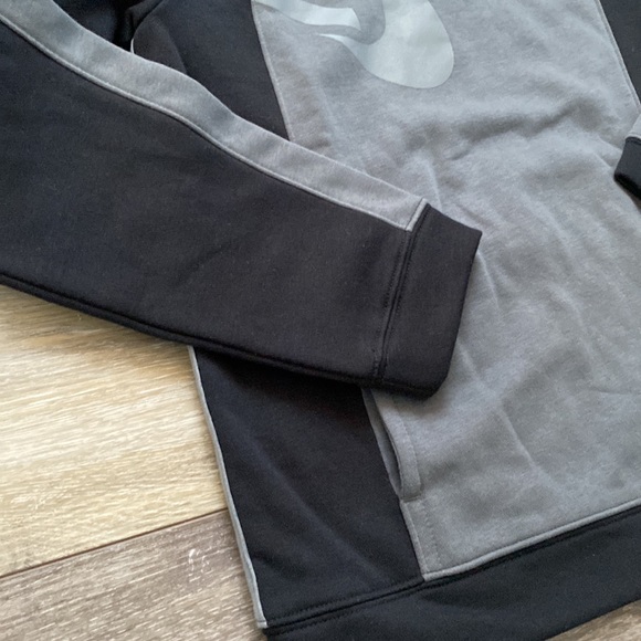 Nike Crewneck - Picture 2 of 8